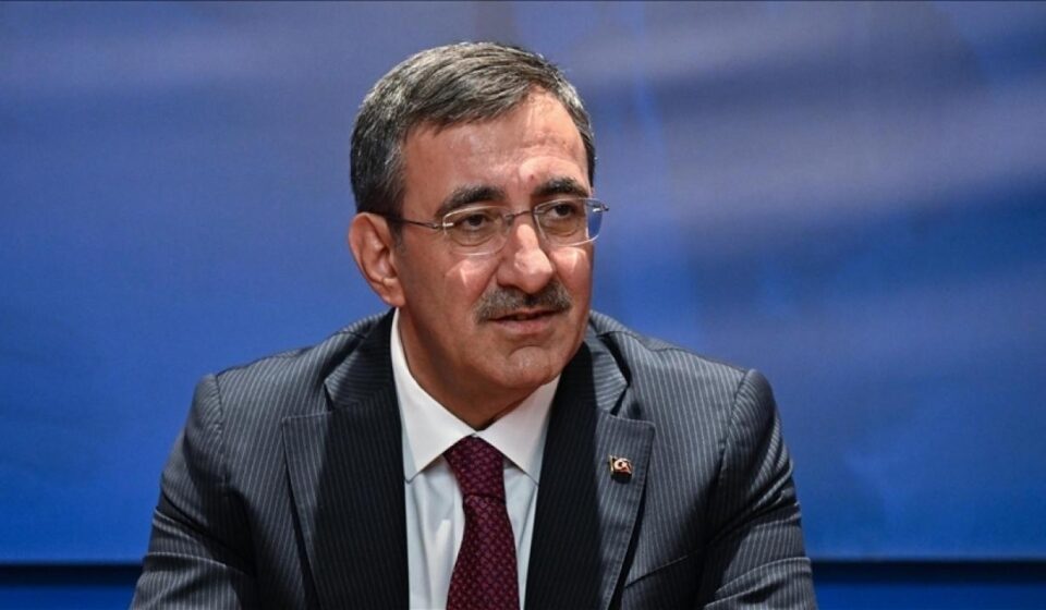 cumhurbaskani yardimcisi yilmaz odemeler istikrari bilgilerini kiymetlendirdi BJ6Owz4C.jpg