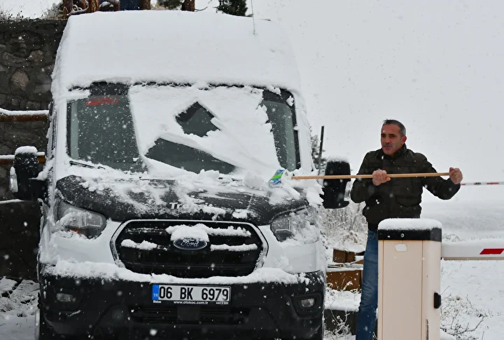 Doğu Anadolu beyaza büründü: Birtakım kentlerde merkeze birtakım kentlerde ise yüksek kesitlere kar yağdı 4 dogu anadolu beyaza burundu birtakim kentlerde merkeze birtakim kentlerde ise yuksek kesitlere kar yagdi mC4pW9QM