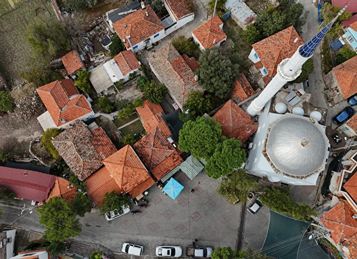 Dünyanın en düzgün turizm köyleri ortasında: Korkuluklarıyla ilgi görüyor 3 dunyanin en duzgun turizm koyleri ortasinda korkuluklariyla ilgi goruyor 2 PQ5E6s5V