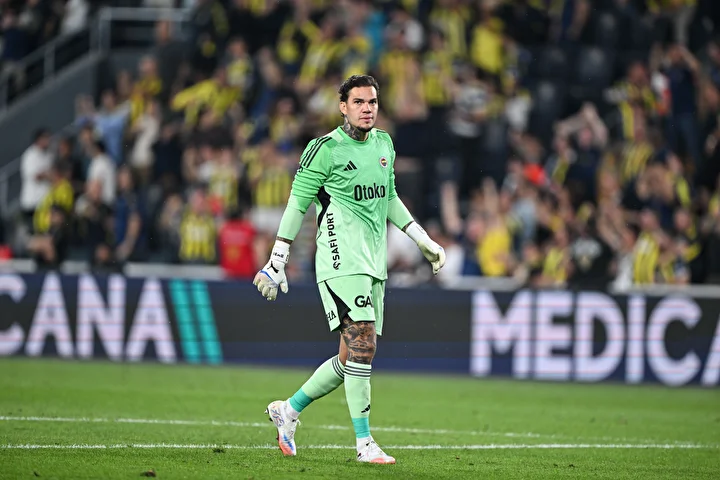 Ederson'da son durum ne? Karagümrük maçında... 2 edersonda son durum ne karagumruk macinda 1 2UFy3Qc6