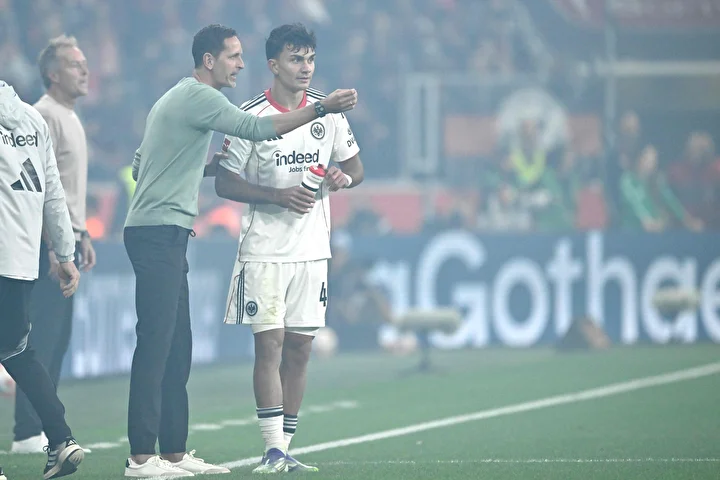eintracht frankfurttan tffye can uzun uyarisi bir daha gondermeyiz 3 FhIQ9tHs