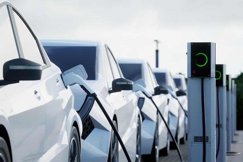 elektrikli aracta 2 milyon esigi asildi rekor kirildi 0 NbnqOXEJ
