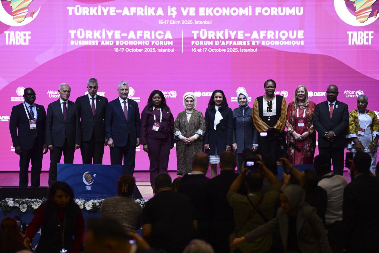 Emine Erdoğan: 'Dünyanın yeni öyküsünü bayanlar yazacak!' 1 emine erdogan dunyanin yeni oykusunu bayanlar yazacak 0 cEqm46VZ