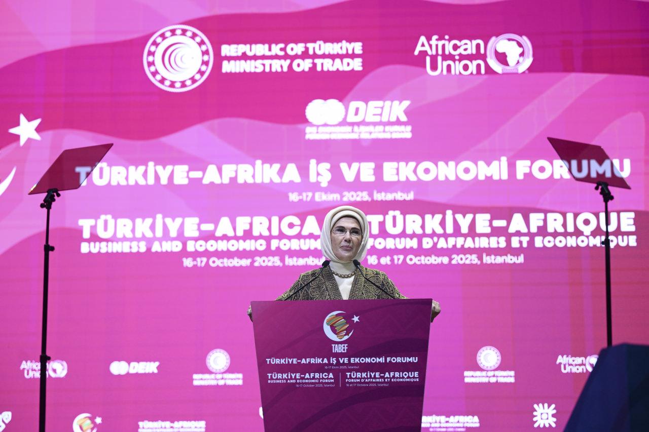 Emine Erdoğan: 'Dünyanın yeni öyküsünü bayanlar yazacak!' 3 emine erdogan dunyanin yeni oykusunu bayanlar yazacak 2 H2TWa3CF