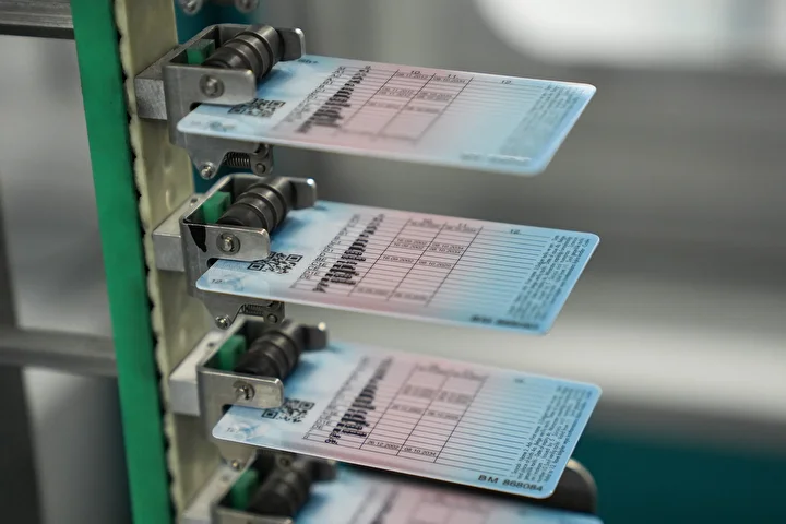 Eski tip ehliyetlerin yenilenmesi için son günler: Fiyat 15 liradan 7 bin 438 liraya çıkacak 5 eski tip ehliyetlerin yenilenmesi icin son gunler fiyat 15 liradan 7 bin 438 liraya EC82yvdH