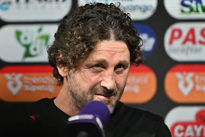 Fatih Tekke'den Rizespor galibiyeti sonrası itiraf: 'Düzeltmeye çalışacağız' 2 fatih tekkeden rizespor galibiyeti sonrasi itiraf duzeltmeye calisacagiz 1 G8mIFyjs