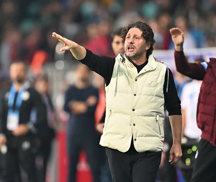 Fatih Tekke'den Rizespor galibiyeti sonrası itiraf: 'Düzeltmeye çalışacağız' 4 fatih tekkeden rizespor galibiyeti sonrasi itiraf duzeltmeye calisacagiz 3 gr7grnPC