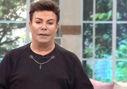 Fatih Ürek’in sıhhat durumuyla ilgili hastaneden birinci açıklama: 20 dakika kalbi durmuş fatih urekin sihhat durumuyla ilgili hastaneden birinci aciklama 20 dakika kalbi durmus SYna3lm9.jpg