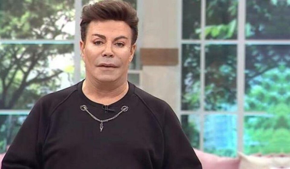 Fatih Ürek’in sıhhat durumuyla ilgili hastaneden birinci açıklama: 20 dakika kalbi durmuş fatih urekin sihhat durumuyla ilgili hastaneden birinci aciklama 20 dakika kalbi durmus SYna3lm9.jpg
