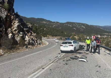 feci kaza arabanin altina giren motosikletli hayatini kaybetti PCeDjRG4.jpg