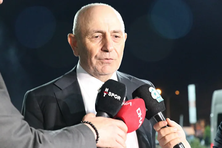fenerbahce karagumruk macina damga vuran an devre ortasinda stadi terk etti 1 hmhfJqcG