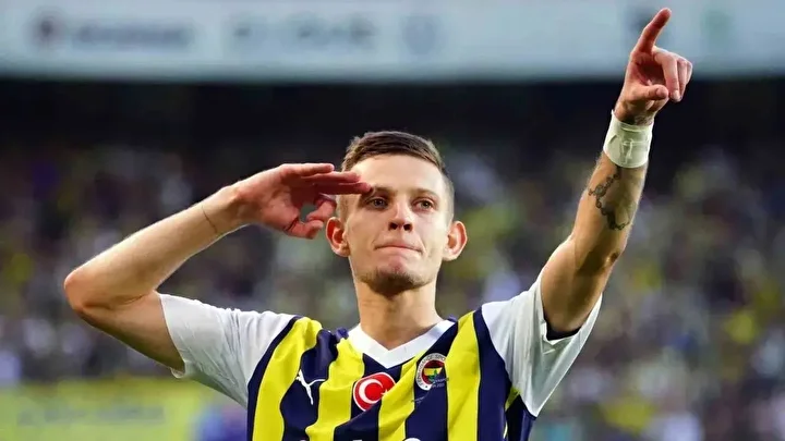fenerbahceli yildiz ipleri kopardi 5 XcuEVEFq