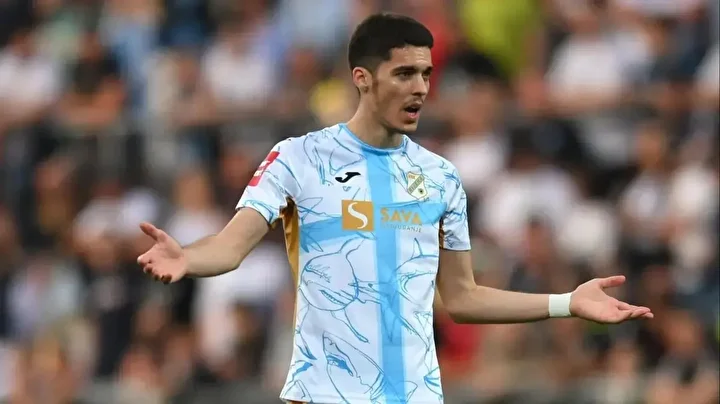 Fenerbahçe’ye transferi son anda iptal olmuştu: Gerçek sebebi herkesi şaşırttı! 1 fenerbahceye transferi son anda iptal olmustu gercek sebebi herkesi sasirtti 0 bzh8MDUD