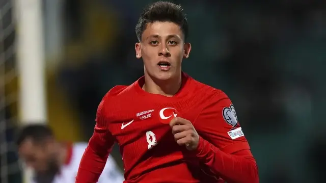 fenerbahceye yeni arda guler a grupla antrenmanlara basladi w6pgJTlt.webp