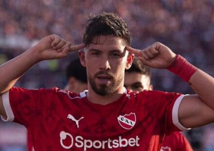 firtinalar estiren felipe loyola icin super lig sesleri gelirse tarihe gececek zaFMSlTj.jpg
