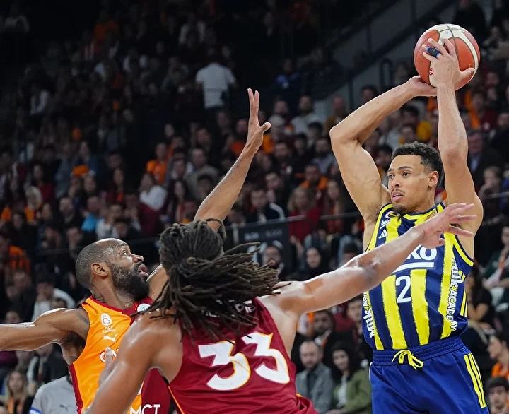 galatasaray fenerbahce beko derbisi nefes kesti 1 U2JEf9pj