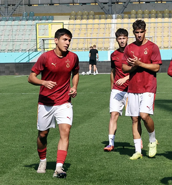Galatasaray U19 - Bodo/Glimt U19 UEFA Gençlik Ligi maçı nefes kesti! Kazanan son dakikada muhakkak oldu 3 galatasaray u19 bodoglimt u19 uefa genclik ligi maci nefes kesti kazanan son dakikada IlN9c1jP