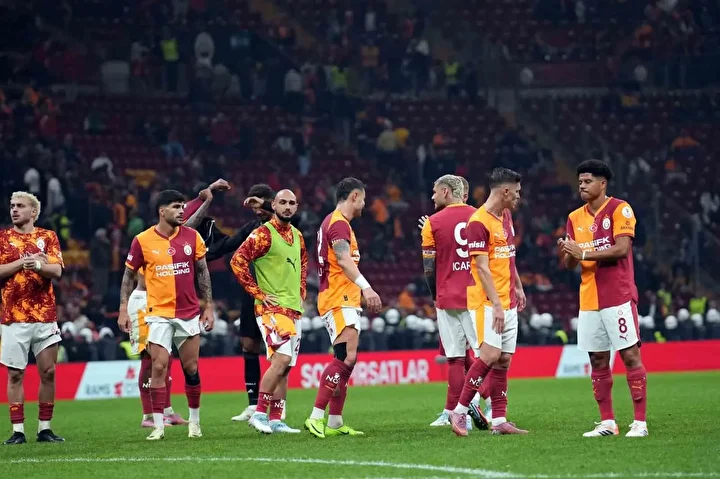 Galatasaray'da Başakşehir maçı öncesi iki kıymetli eksik 3 galatasarayda basaksehir maci oncesi iki kiymetli eksik 2 VKTRP3Ss