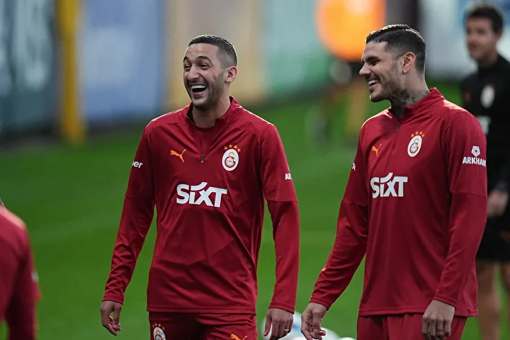 Galatasaray'dan ayrılalı 1 yıl olmadı! Mesleği bitme noktasında 2 galatasaraydan ayrilali 1 yil olmadi meslegi bitme noktasinda 1 8vVVteGN