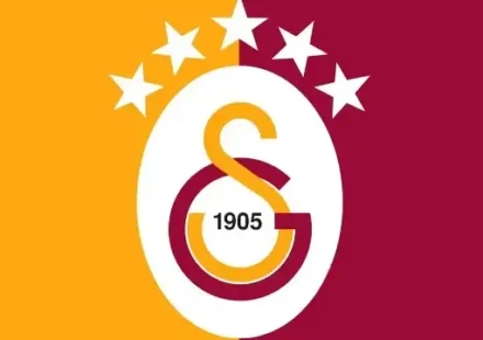 galatasaraydan ayrilali 1 yil olmadi meslegi bitme noktasinda KDtqCI3a.webp