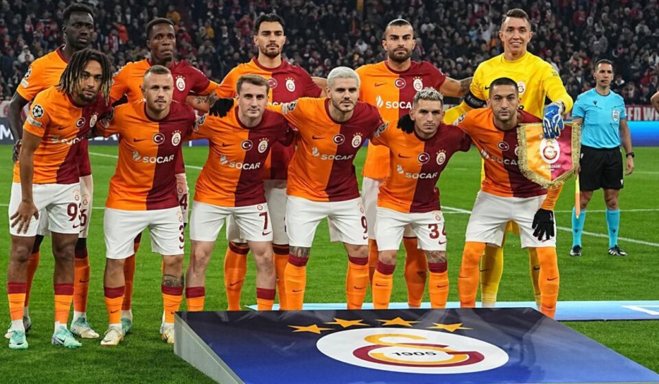 galatasarayin eski yildizindan grup arkadasina sok sozler midemi bulandiriyor TIrpJK9n.jpg