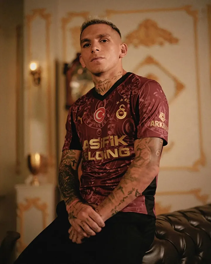 Galatasaraylı yıldızdan büyük fedakarlık: Babası kalp krizi geçirmesine karşın Bodo maçında oynadı 6 galatasarayli yildizdan buyuk fedakarlik babasi kalp krizi gecirmesine karsin bodo macinda oynadi 5 AuBhgcOD