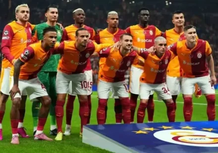 galatasarayli yildizdan buyuk fedakarlik babasi kalp krizi gecirse de maca cikti UkZfwp5n.webp