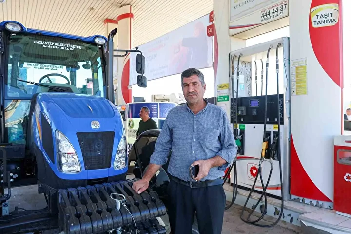 Gaziantep Büyükşehir Belediyesi’nden çiftçiye 18 milyon 392 bin 300 litre mazot takviyesi 2 gaziantep buyuksehir belediyesinden ciftciye 18 milyon 392 bin 300 litre mazot takviyesi 1 7Nb2M8y5