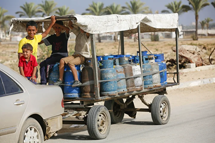 Gazze Şeridi'ne tüp gaz krizi: Filistinliler kuyrukta bekledi 12 gazze seridine tup gaz krizi filistinliler kuyrukta bekledi 11 X4BVKrtu