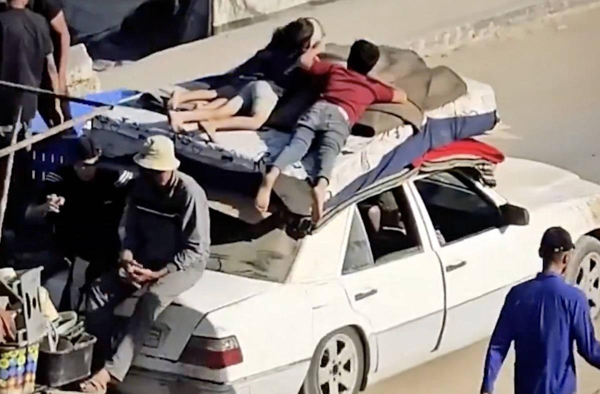 Gazze'de ateşkes sonrası konuta dönüşler sürüyor: ‘Türkiye savaşı bitirdi, Allah razı olsun’ 1 gazzede ateskes sonrasi konuta donusler suruyor turkiye savasi bitirdi allah razi olsun 0 jAjlWaDM