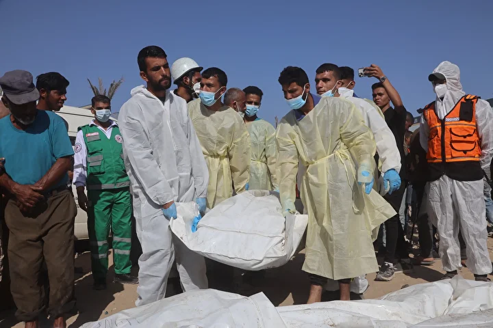 gazzede kimlikleri tespit edilemeyen 54 filistinli icin cenaze merasimi yapildi 23