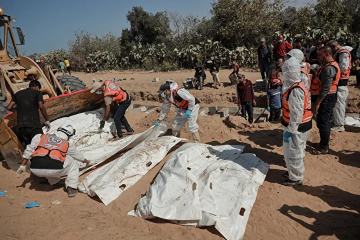 gazzede kimlikleri tespit edilemeyen 54 filistinlinin naasi deyr belaha getirildi 19 jLAiPIcO