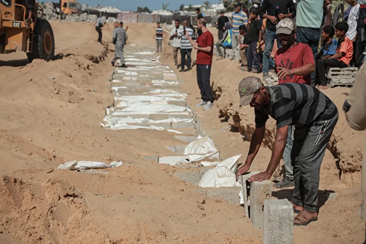 gazzede kimlikleri tespit edilemeyen 54 filistinlinin naasi deyr belaha getirildi 23 CIbf9hNc