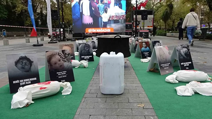 'Gazze’ye Açılan Kapı Küçükkefenler Standı'nda Gazze’nin dramı gözler önüne serildi 5 gazzeye acilan kapi kucukkefenler standinda gazzenin drami gozler onune serildi 4