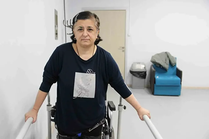 ha oldum ha olecegim derken 3 ay omur bicilen bayan 14 yildir yasiyor yillar AJbUTbi7