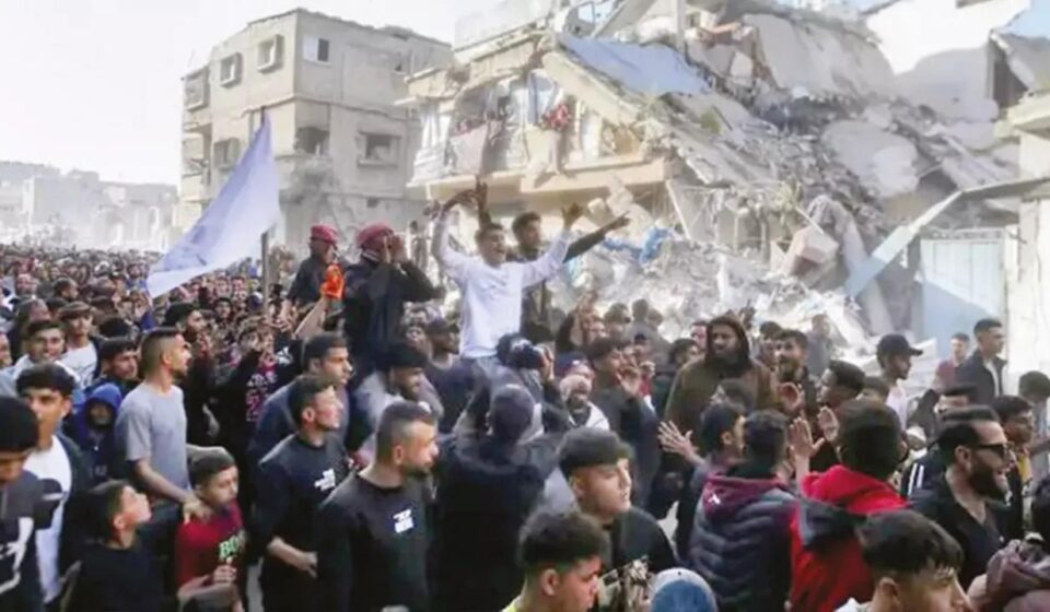 Hamas’tan MOSSAD’ı kör eden plan! Protesto taktiğiyle esir nakli hamastan mossadi kor eden plan protesto taktigiyle esir nakli RfYlPMDP.jpg