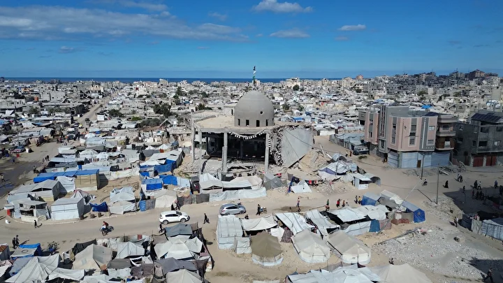 han yunusta el albani camii yikimi havadan goruntulendi 5 UmBVBRbD