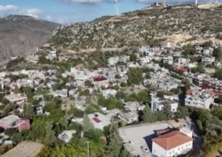 Hatay’daki 2 bin nüfuslu mahallede herkesin soy ismi: ‘Dadük’ hataydaki 2 bin nufuslu mahallede herkesin soy ismi daduk Yusbf9H5.jpg