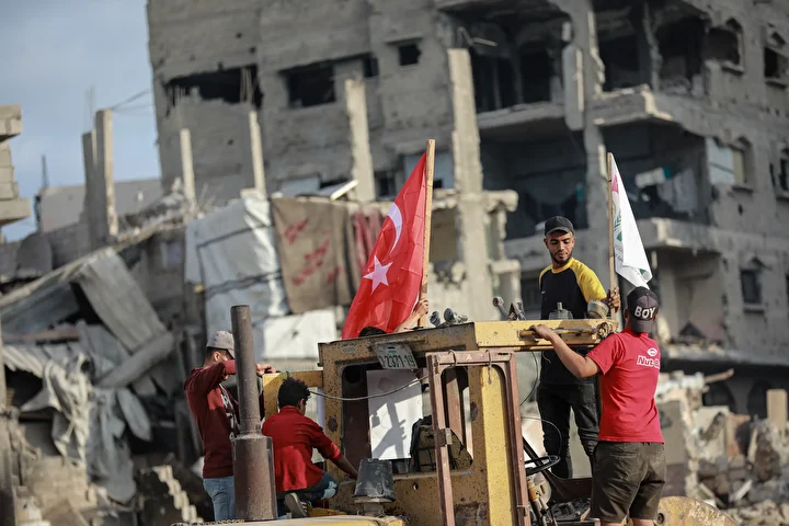 ihhnin dayanagiyla gazze kentinde enkaz kaldirma calismasi yapildi 3 a6bqXJ7g
