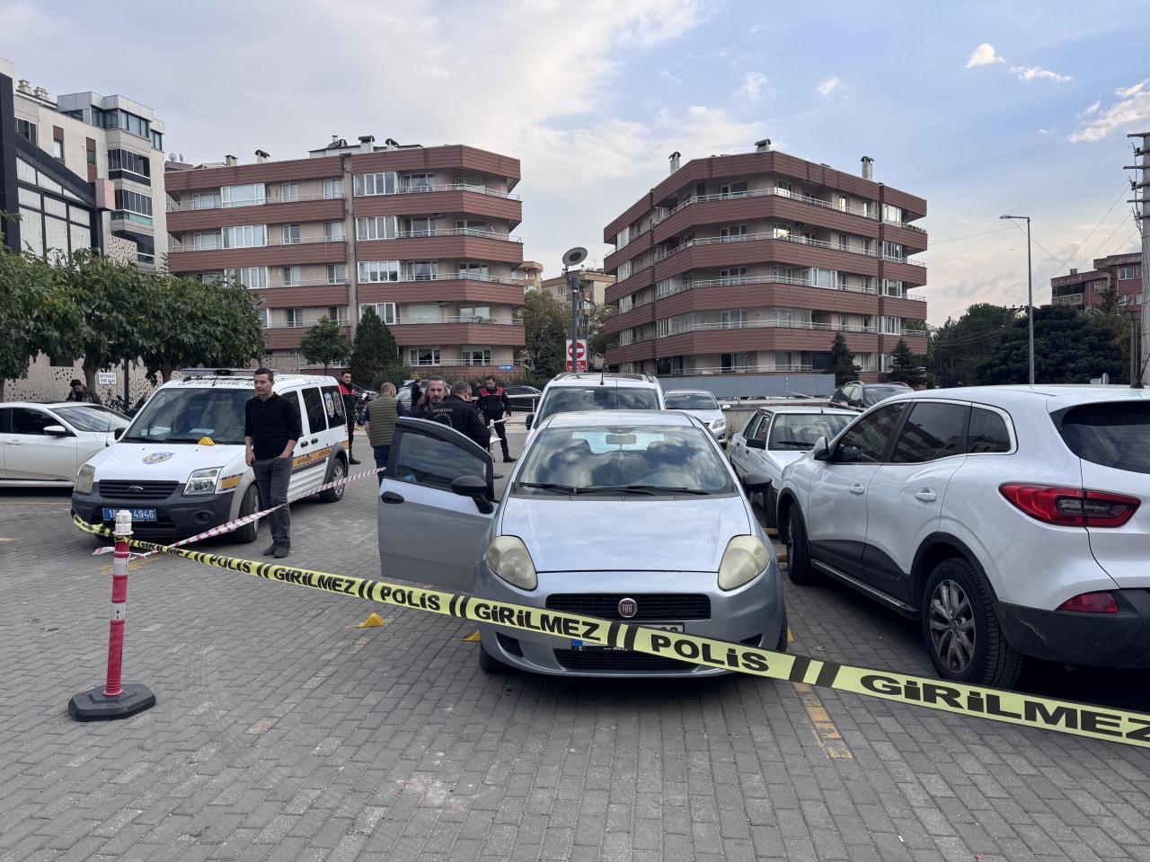 isletme muduru aracinda silahli saldiriya ugradi 1 1yOETBdO