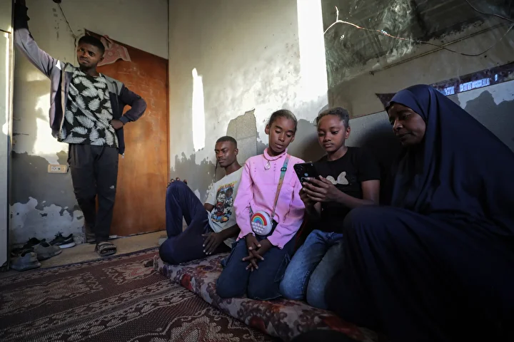 israil gucleri tarafindan tutuklanan filistinli ebu brikin ailesi babalarina kavusacaklari gunu bekliyor 1 Yi3kLLjO