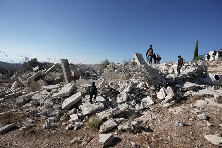 israil ordusu isgal altindaki bati seriada filistinlilere iliskin bir konutu yikti 3 Ouren9GV