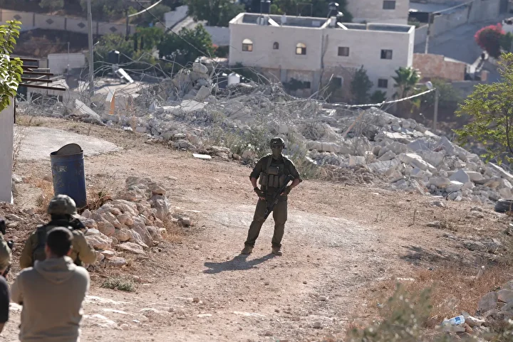 israil ordusu isgal altindaki bati seriada filistinlilere iliskin bir konutu yikti 8 zk1BvHKb