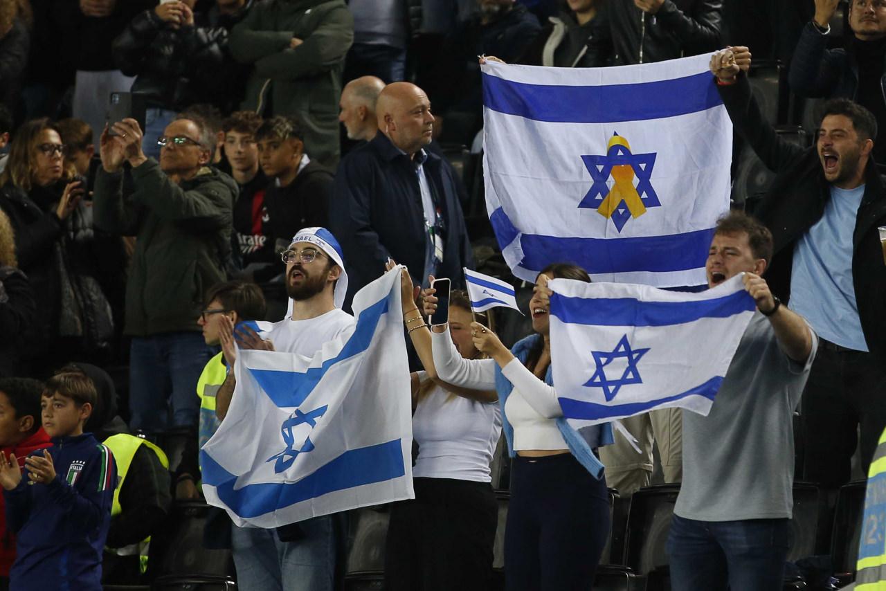 İsrail taraftarı İngiltere'ye alınmayacak: Başbakan'dan karara tenkit 3 israil taraftari ingiltereye alinmayacak basbakandan karara tenkit 2 RRdbau61