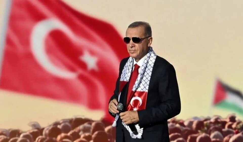 İsrail’i analistin hezeyanı: Türkiye, İran’ın yerine geçerek bizi kuşatmak istiyor! israili analistin hezeyani turkiye iranin yerine gecerek bizi kusatmak istiyor ZRmhfg3K.jpg