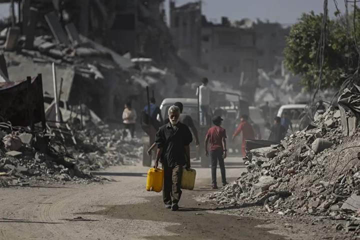 İsrail’in harabeye çevirdiği Gazze: Filistinli aileler enkaz halindeki binaların ortasında sıkıntı şartlar altında hayata tutunmaya çalışıyor 51 israilin harabeye cevirdigi gazze filistinli aileler enkaz halindeki binalarin ortasinda sikinti sartlar altinda hayata wtQBbusV