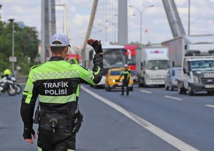 İstanbul’da 2 gün kimi yollar kapatılacak! Valilik duyurdu istanbulda 2 gun kimi yollar kapatilacak valilik duyurdu 3lU5XGMf.jpg