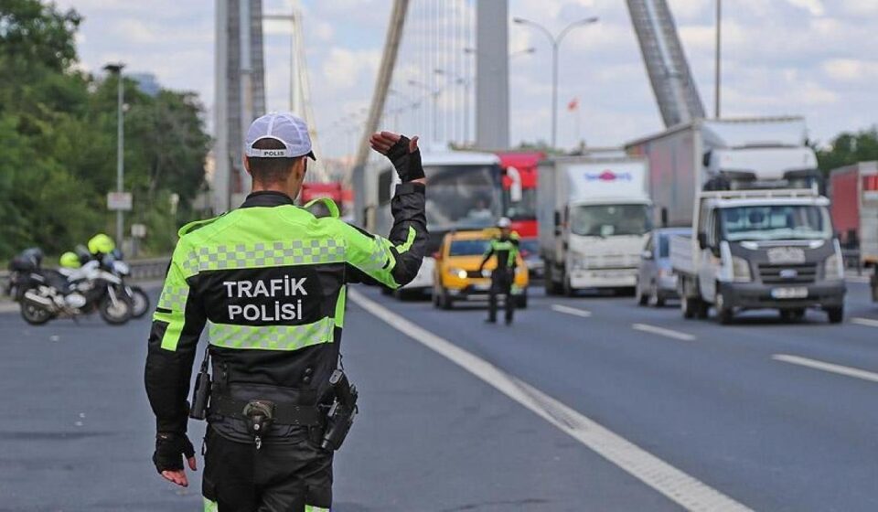 İstanbul’da 2 gün kimi yollar kapatılacak! Valilik duyurdu istanbulda 2 gun kimi yollar kapatilacak valilik duyurdu 3lU5XGMf.jpg