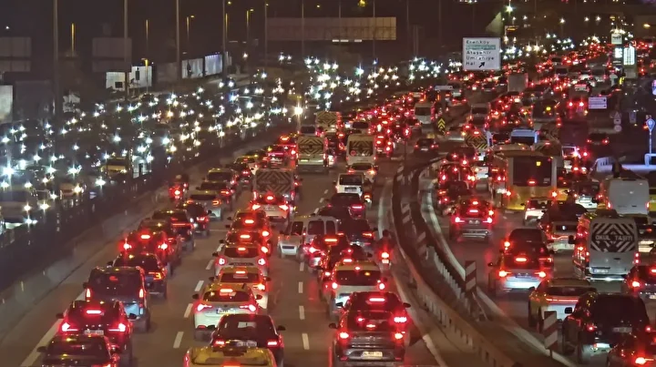 istanbulda trafik yogunlugu yuzde 78e ulasti 1 FC4fn88m