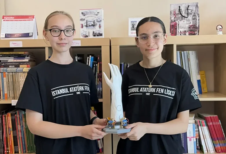 istanbuldaki fen lisesi ogrencileri milletlerarasi yarislarda turkiyenin gururu oldu 2 1fLIFMOX